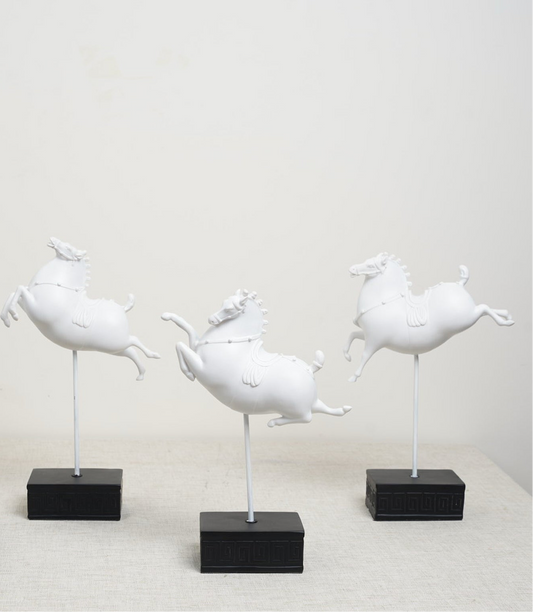Set Of 3 Standing Horse