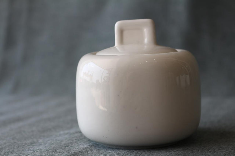 Suger pot