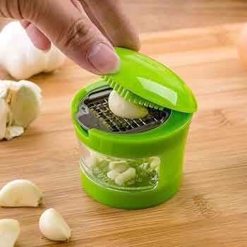 Compact Garlic Crusher & Dicer