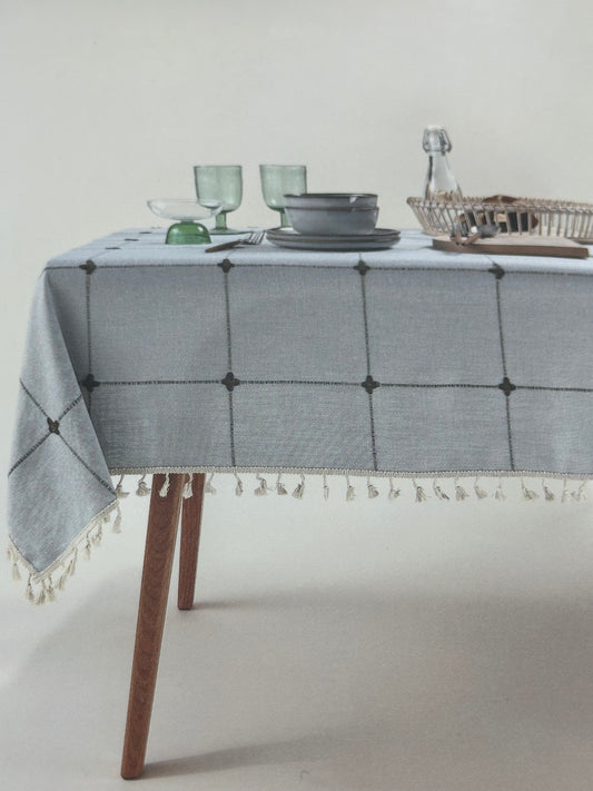 Easy-care tablecloth