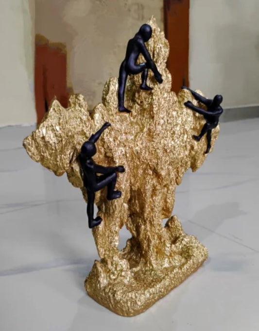 Golden Resin 3 Men Hill Climb Figurine