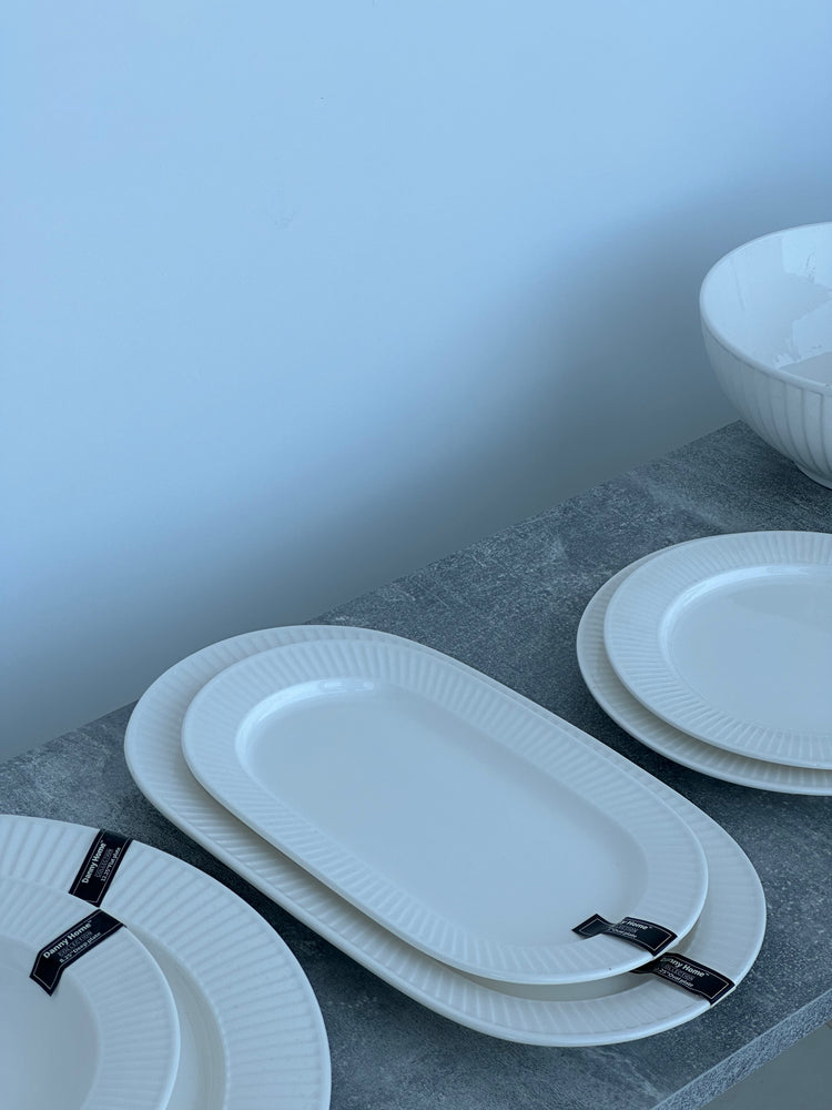Oval plate 10.25”