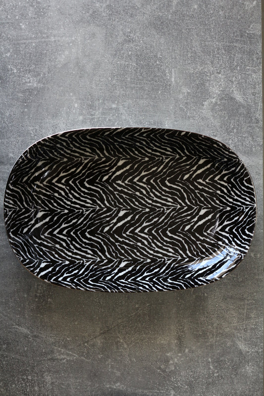 0VAL ZEBRA PRINTED SERVING PLATE 12"