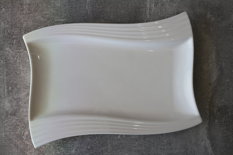WHITE CERAMIC RECTANGULAR SERVING PLATE 13,25''