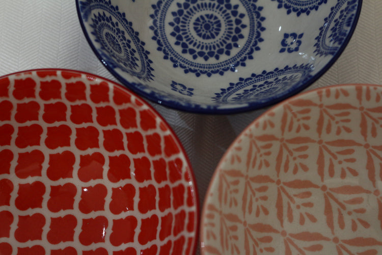 SET OF SIX MIX AND MATCH BOWLS 4.75 IN