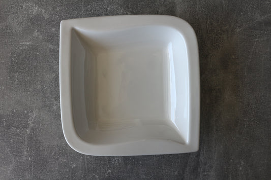 WHITE CERAMIC 8” WAVY DEEP PLATE