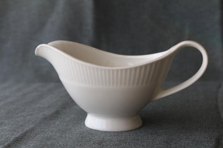 Milk pot