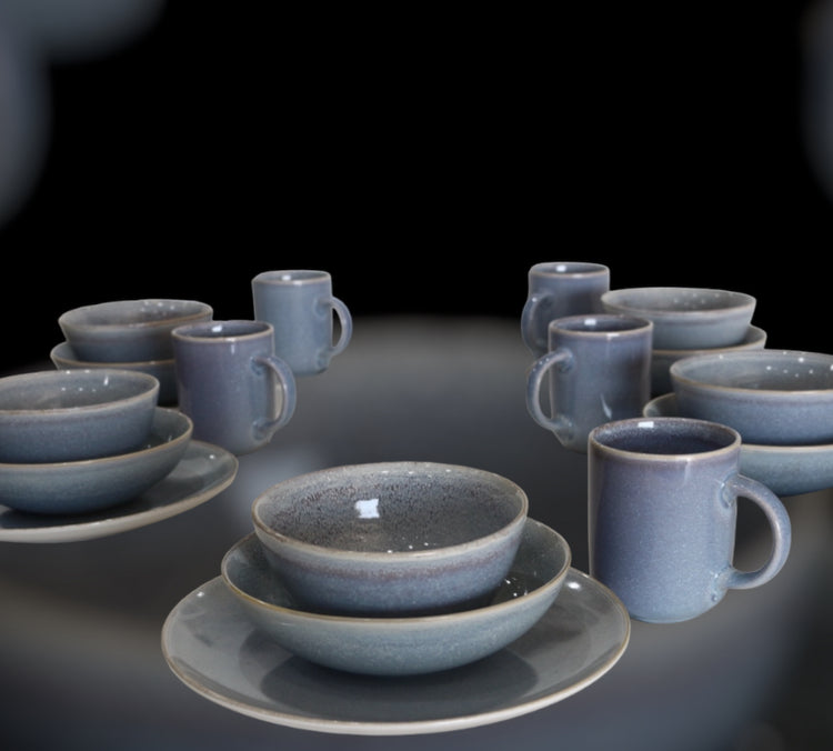 16 Pieces Dinnerware Set
