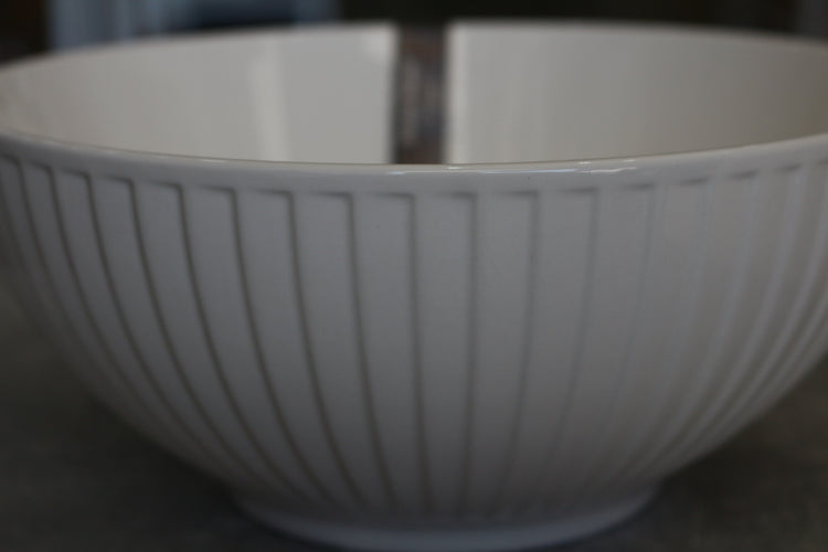 WHITE CERMIC 8''  ROUND BOWL